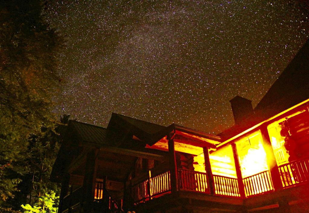 Trout Point Lodge Of Nova Scotia East Kemptville Exterior foto